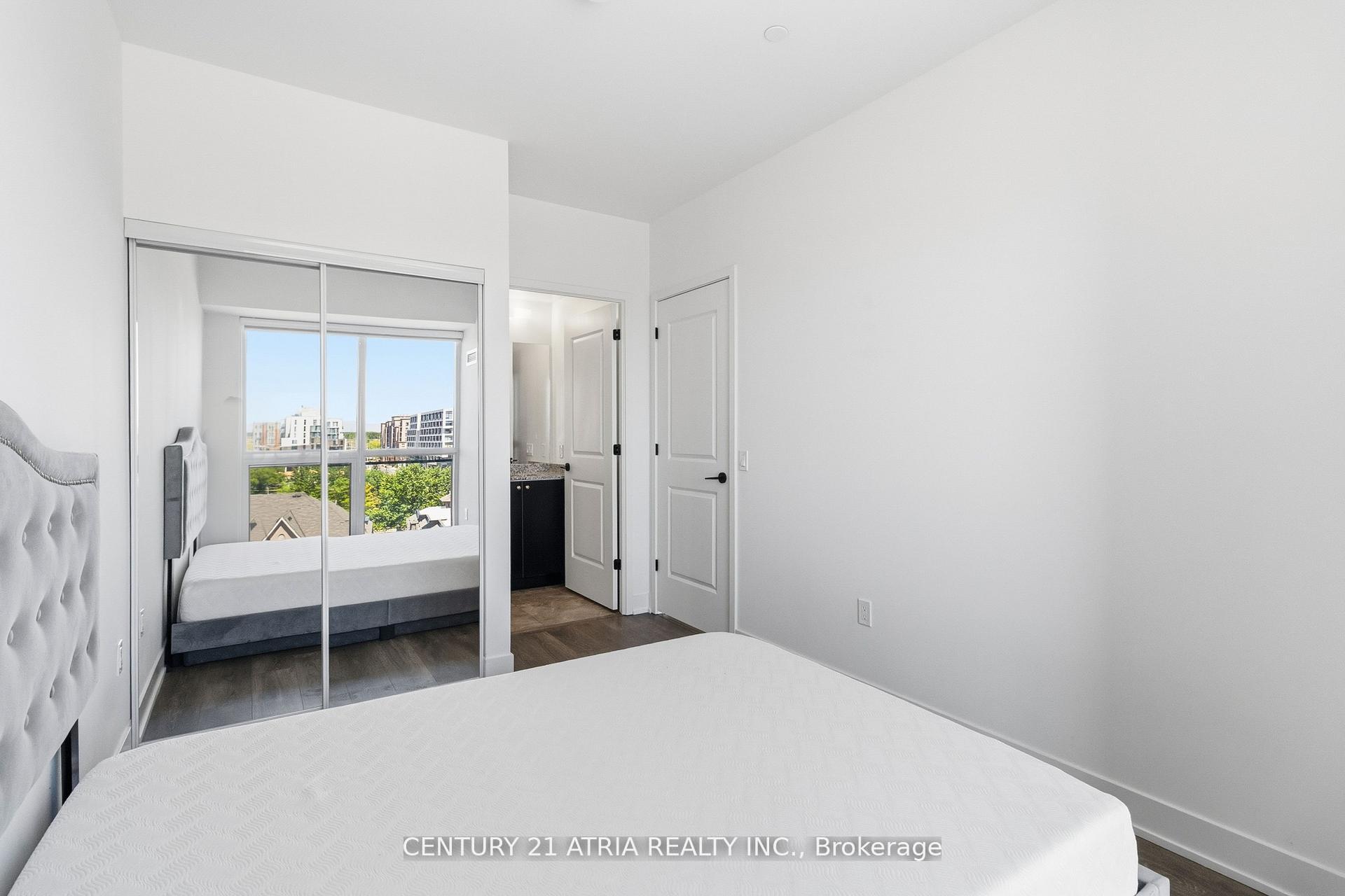 Photo 28 of Unit PH811, 2343 Khalsa Gate, Oakville, Westmount — HOMEH