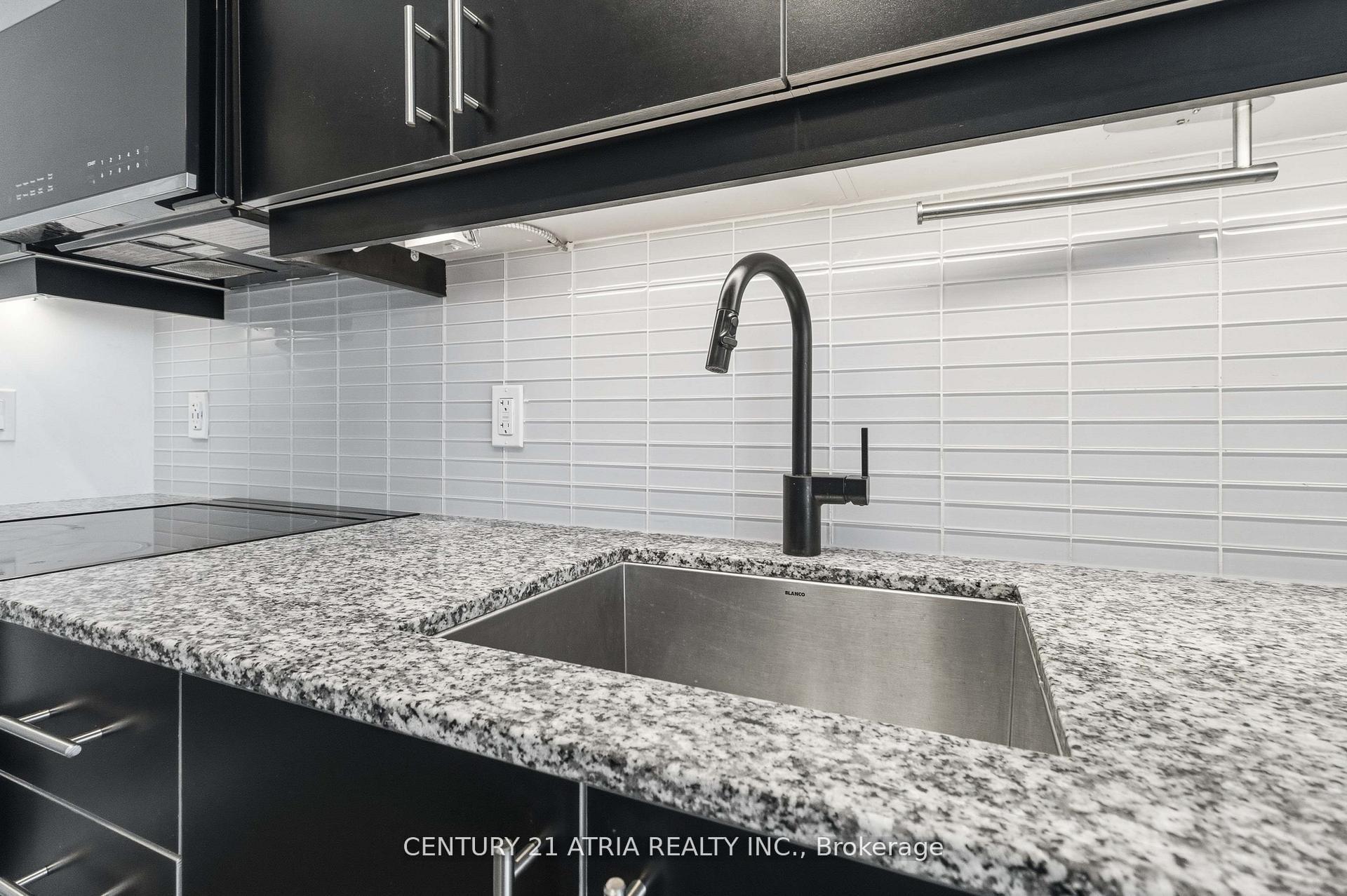 Photo 32 of Unit PH811, 2343 Khalsa Gate, Oakville, Westmount — HOMEH