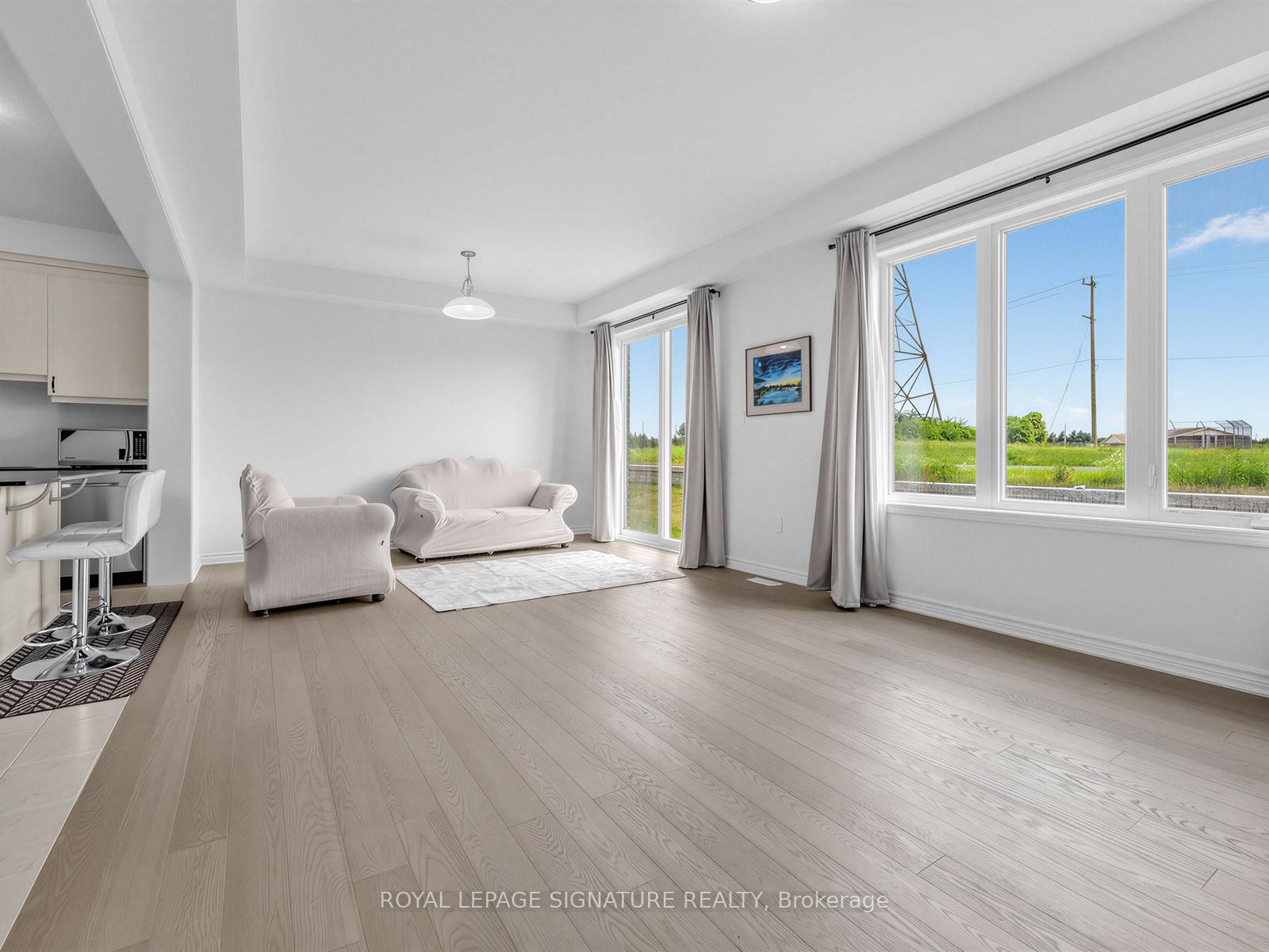 Photo 10 of 278 Millstone Street, Kitchener, Cedar Hill — HOMEH