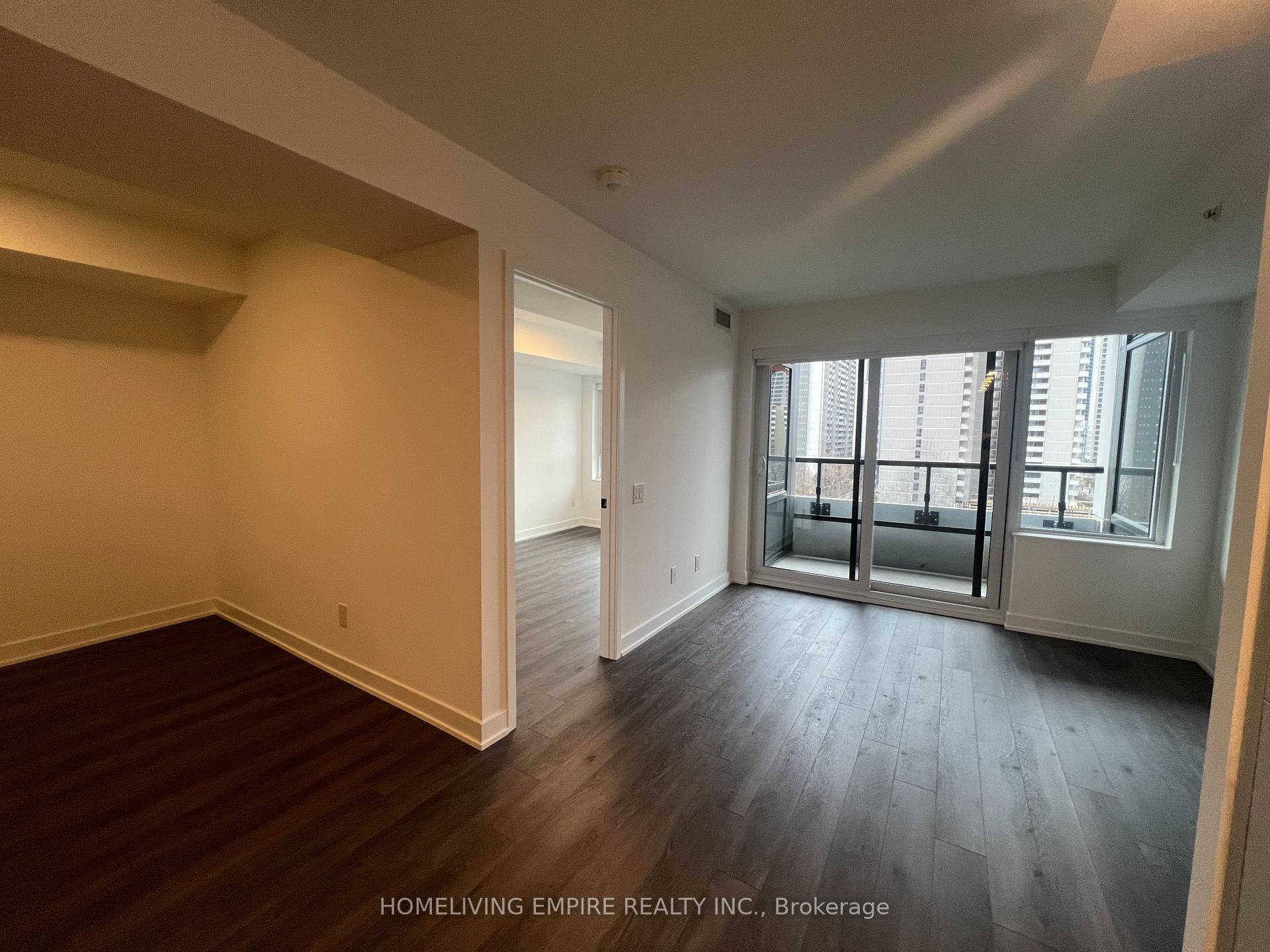 Photo 3 of Unit 801, 609 Sherbourne Street, Toronto, North St. James Town — HOMEH