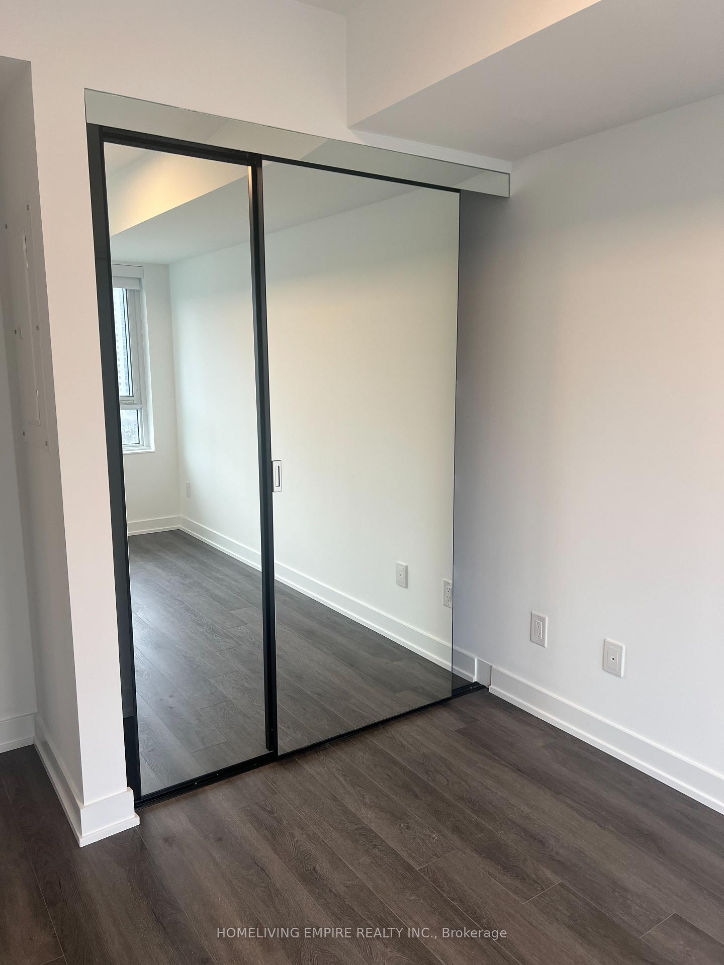 Photo 7 of Unit 801, 609 Sherbourne Street, Toronto, North St. James Town — HOMEH