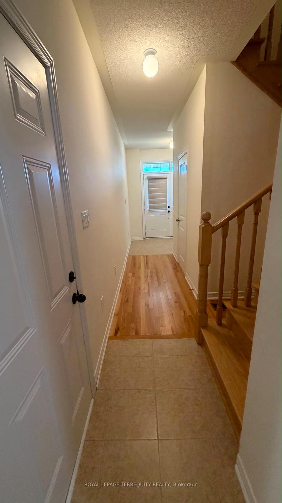 Photo 6 of 731 Potawatomi Crescent, Shelburne — HOMEH