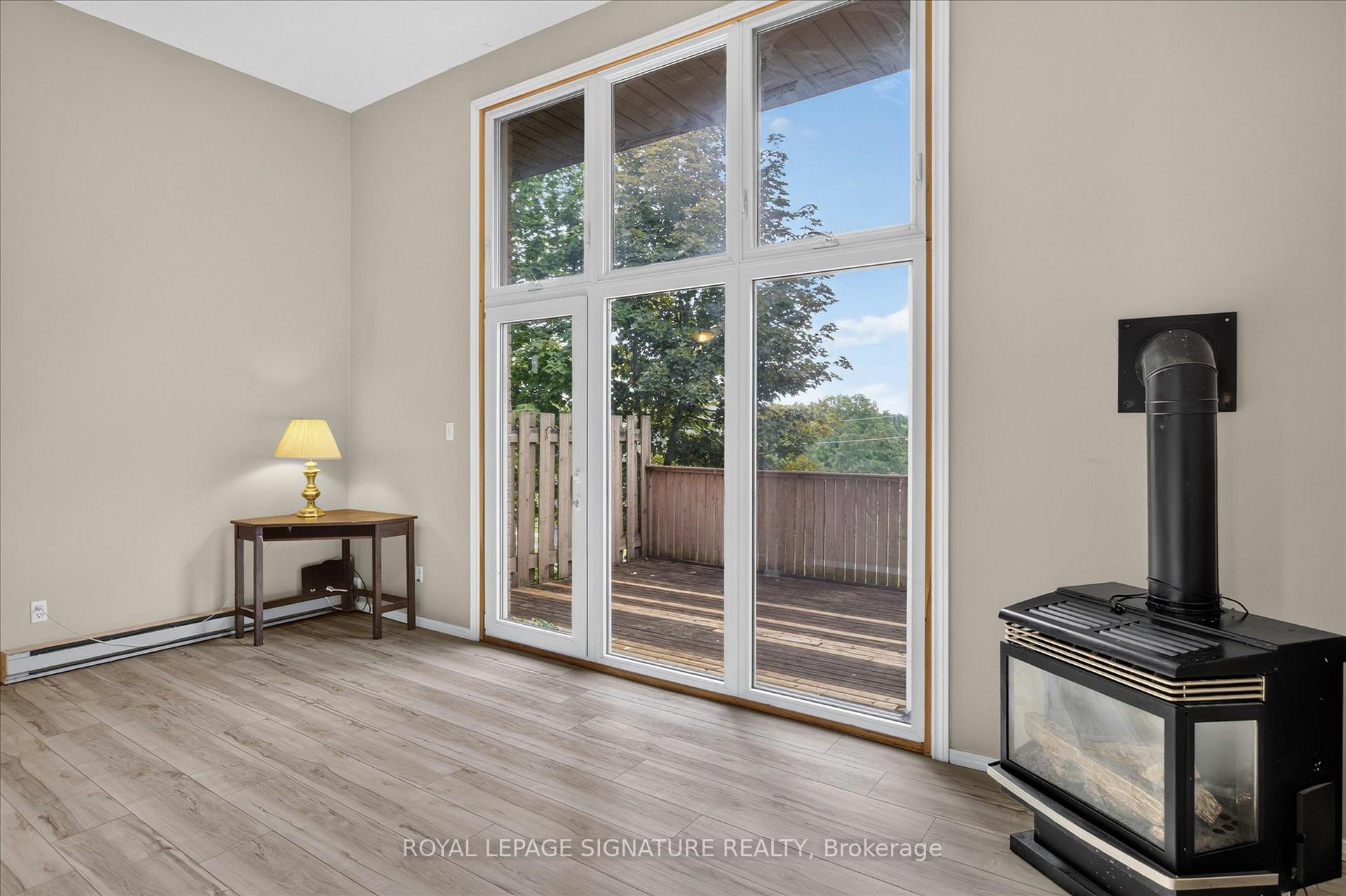 Photo 6 of Unit 36, 30 Champlain Crescent, Peterborough, Northcrest Ward 5 — HOMEH