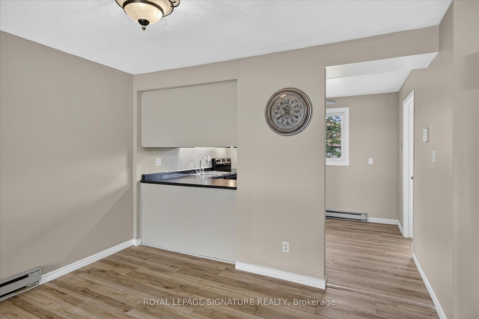 Photo 15 of Unit 36, 30 Champlain Crescent, Peterborough, Northcrest Ward 5 — HOMEH
