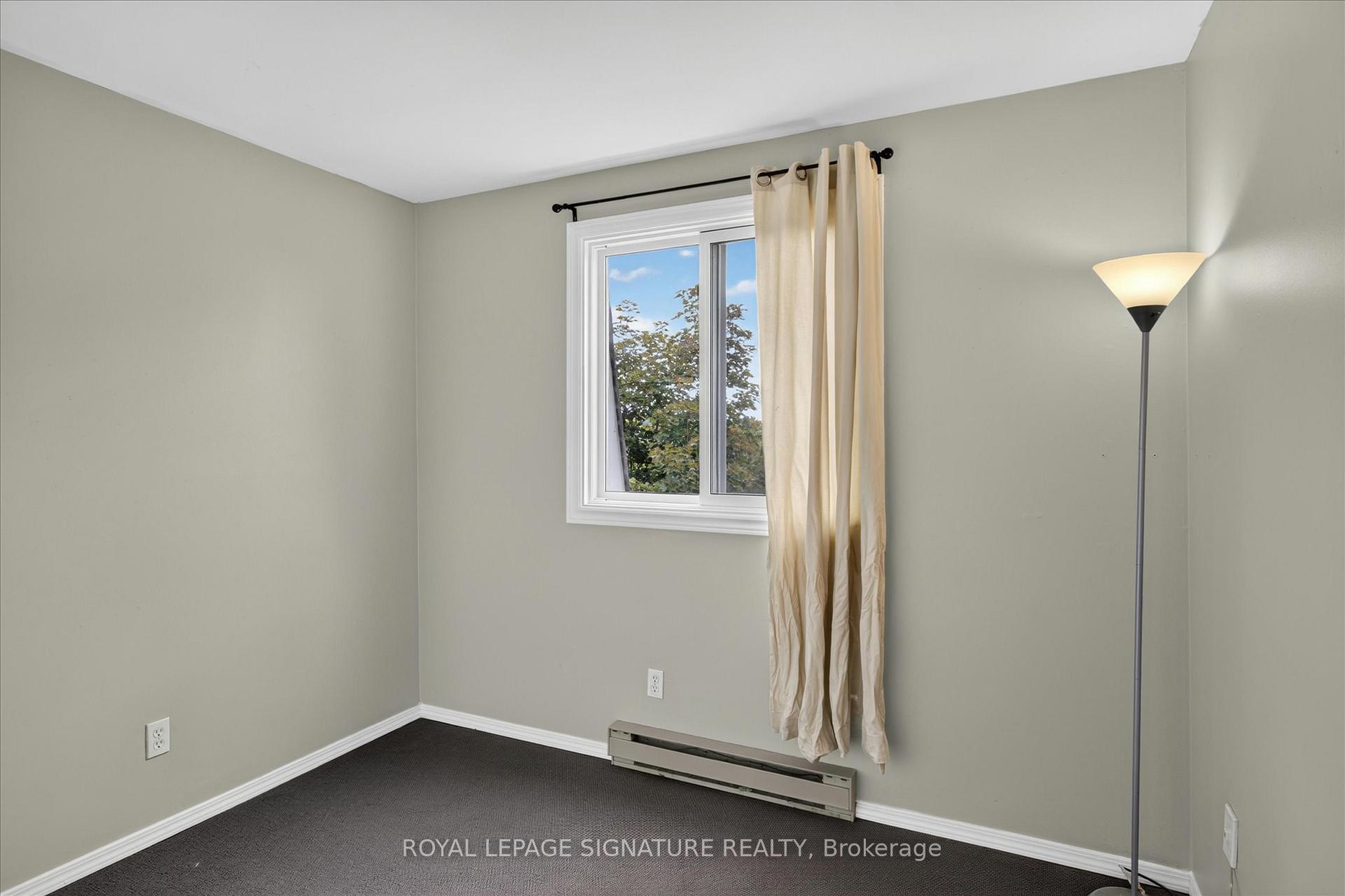 Photo 34 of Unit 36, 30 Champlain Crescent, Peterborough, Northcrest Ward 5 — HOMEH