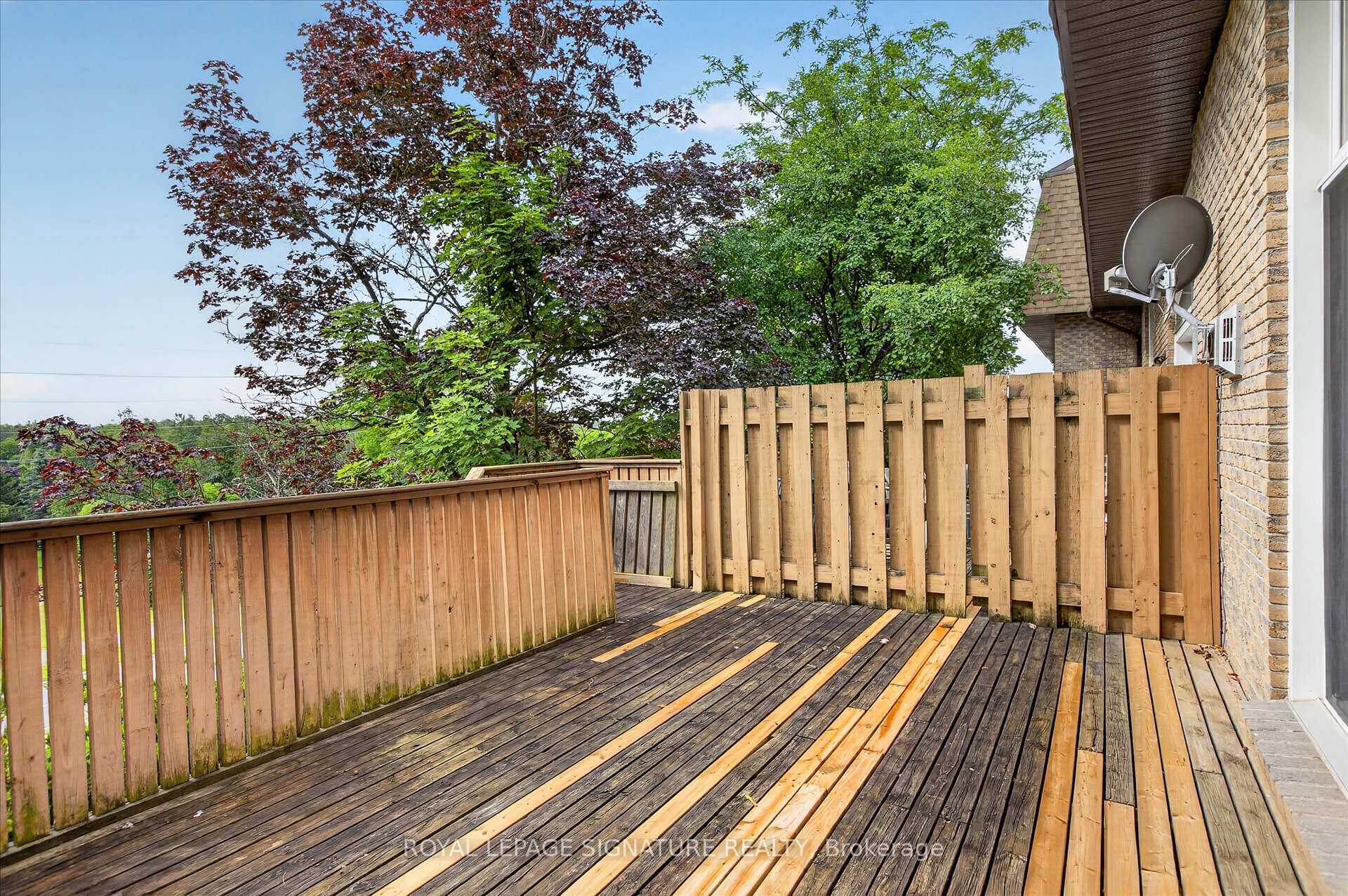 Photo 37 of Unit 36, 30 Champlain Crescent, Peterborough, Northcrest Ward 5 — HOMEH