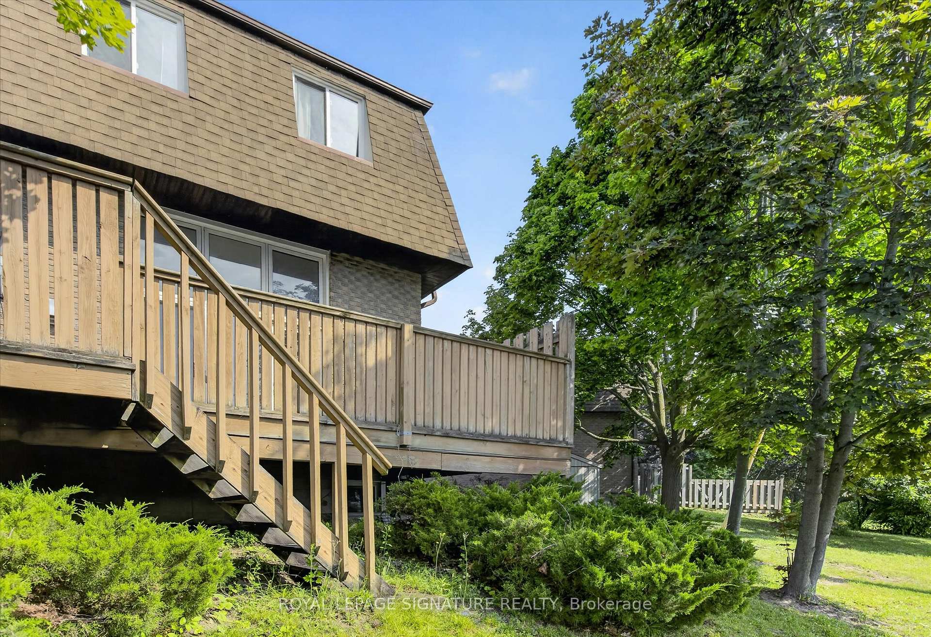 Photo 45 of Unit 36, 30 Champlain Crescent, Peterborough, Northcrest Ward 5 — HOMEH