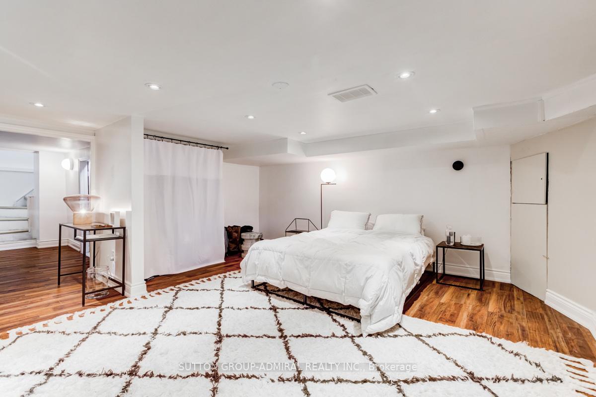 Photo 15 of 53 Pritchard Avenue, Toronto, Rockcliffe-Smythe — HOMEH