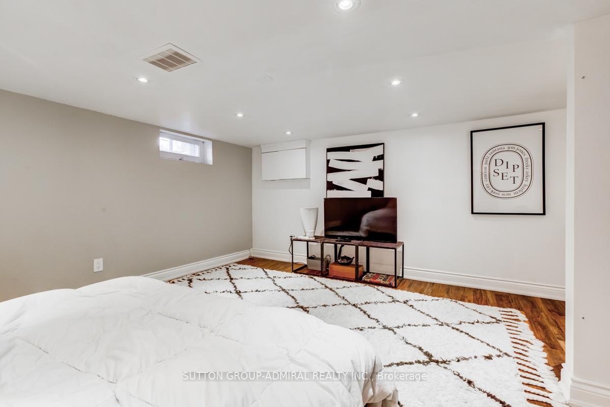 Photo 16 of 53 Pritchard Avenue, Toronto, Rockcliffe-Smythe — HOMEH