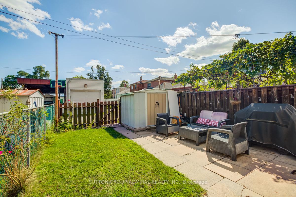Photo 22 of 53 Pritchard Avenue, Toronto, Rockcliffe-Smythe — HOMEH