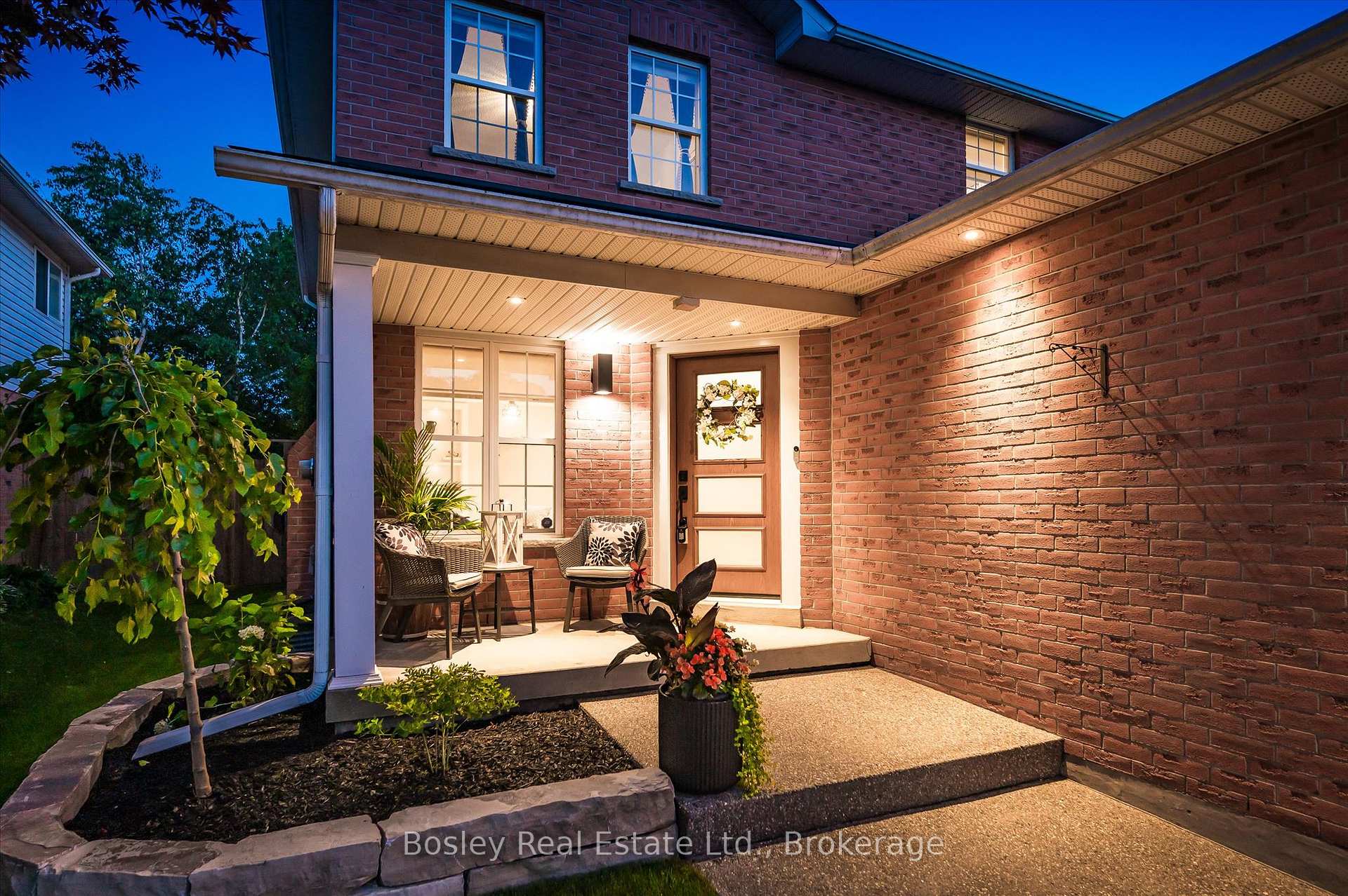 Photo 2 of 24 Watson Crescent, North Dumfries, Ayr — HOMEH