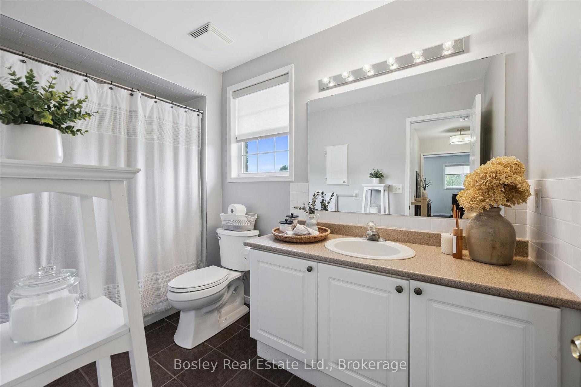 Photo 26 of 24 Watson Crescent, North Dumfries, Ayr — HOMEH