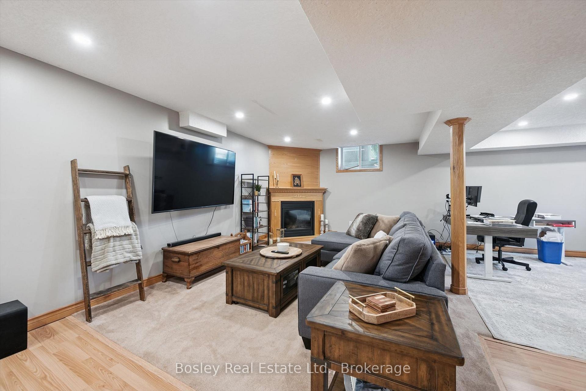 Photo 31 of 24 Watson Crescent, North Dumfries, Ayr — HOMEH