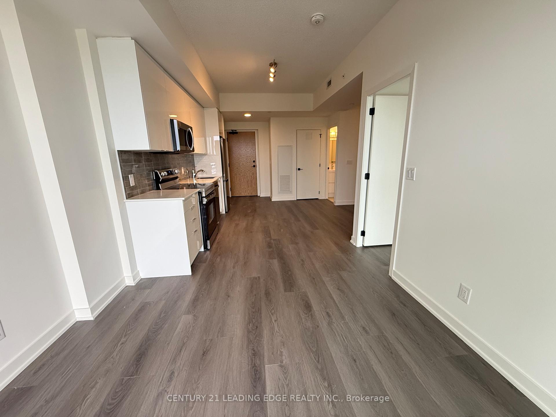 Front of Unit 712, 33 Erie Avenue