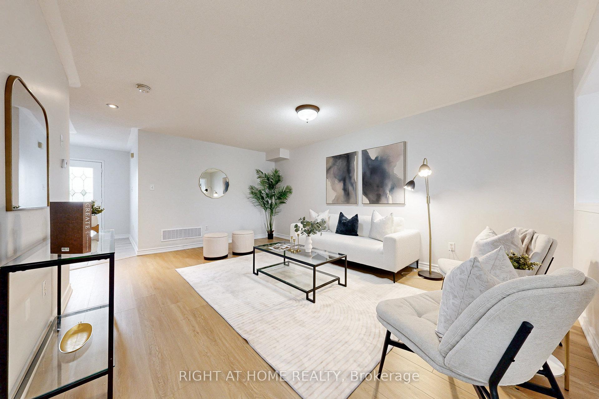 Photo 8 of 10 Pascoe Drive, Markham, Cornell — HOMEH