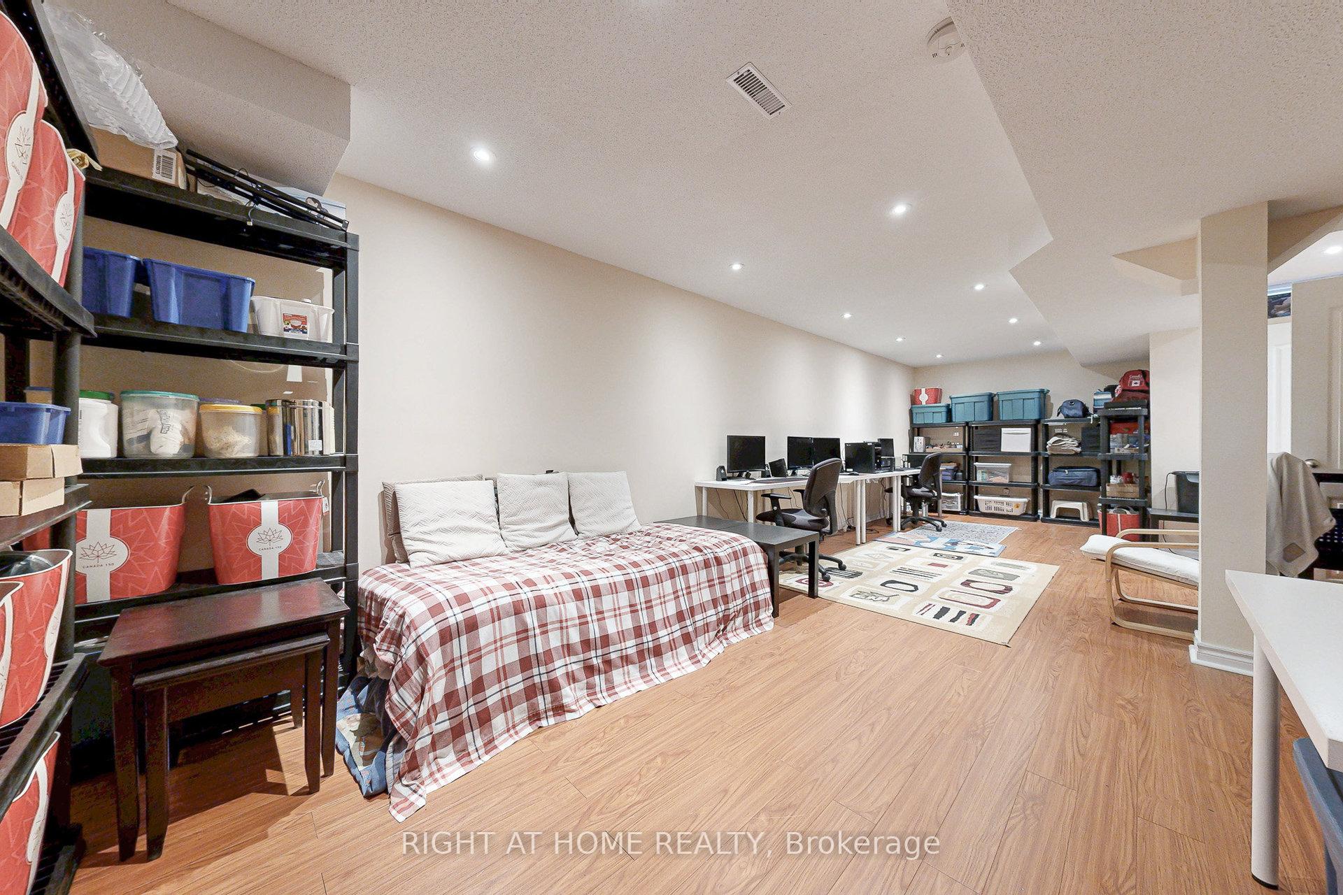 Photo 28 of 10 Pascoe Drive, Markham, Cornell — HOMEH