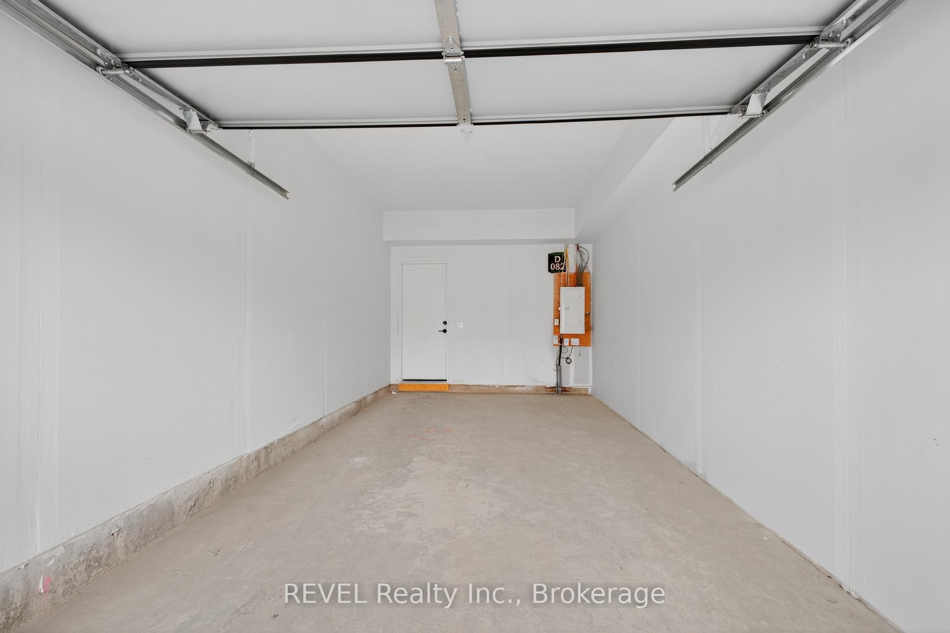 Photo 20 of 50 Everett Common, St. Catharines, Oakdale — HOMEH