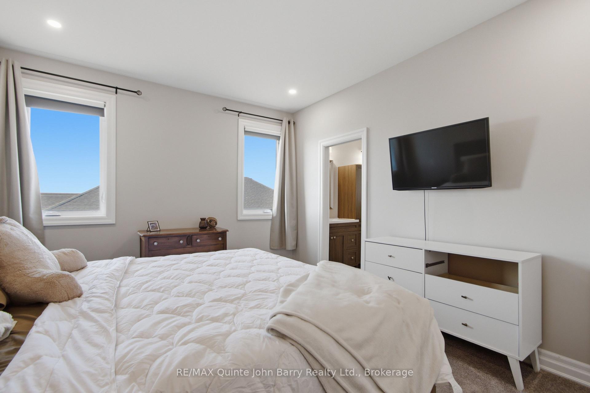 Photo 15 of 8 Tackaberry Drive, Brighton — HOMEH