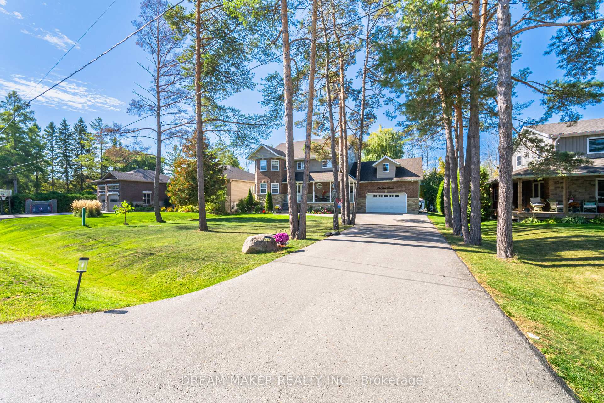 Photo 3 of 756 Third Avenue, Georgina, Historic Lakeshore Communities — HOMEH