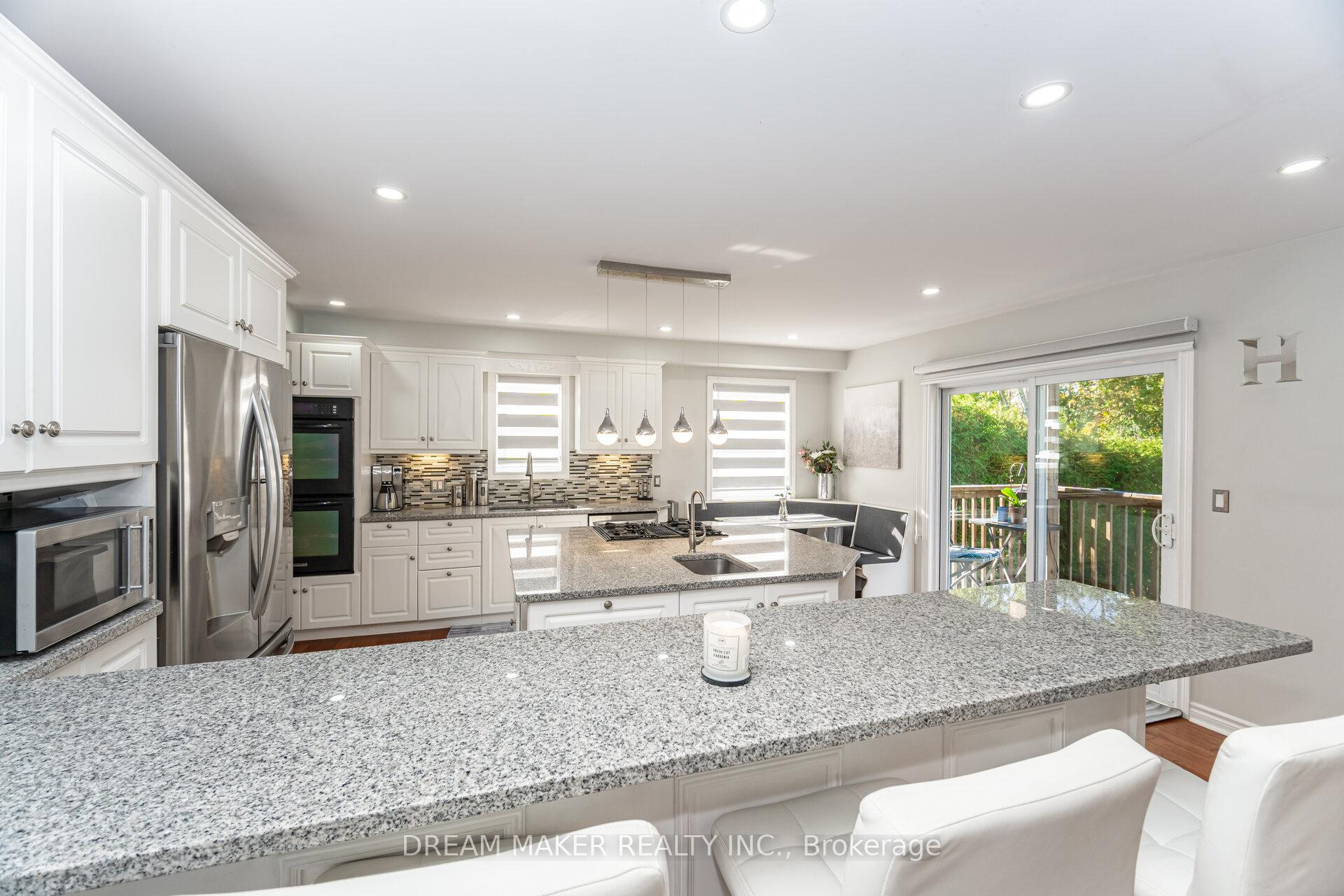 Photo 15 of 756 Third Avenue, Georgina, Historic Lakeshore Communities — HOMEH