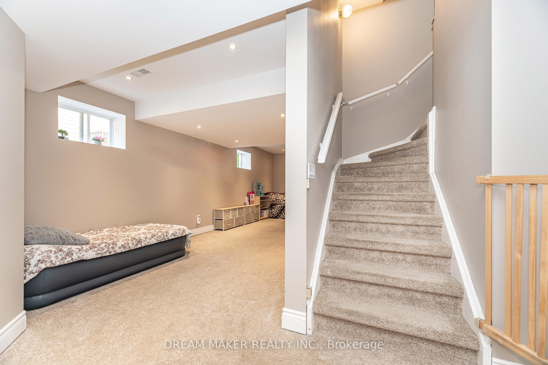 Photo 37 of 756 Third Avenue, Georgina, Historic Lakeshore Communities — HOMEH