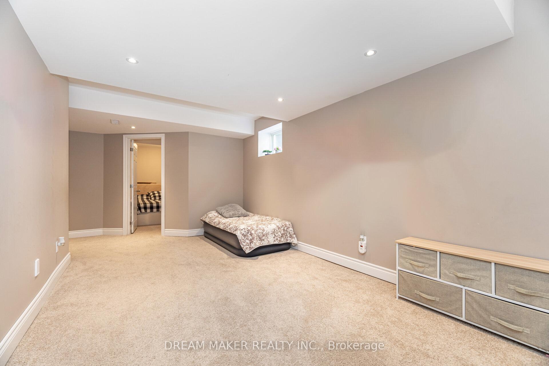 Photo 38 of 756 Third Avenue, Georgina, Historic Lakeshore Communities — HOMEH