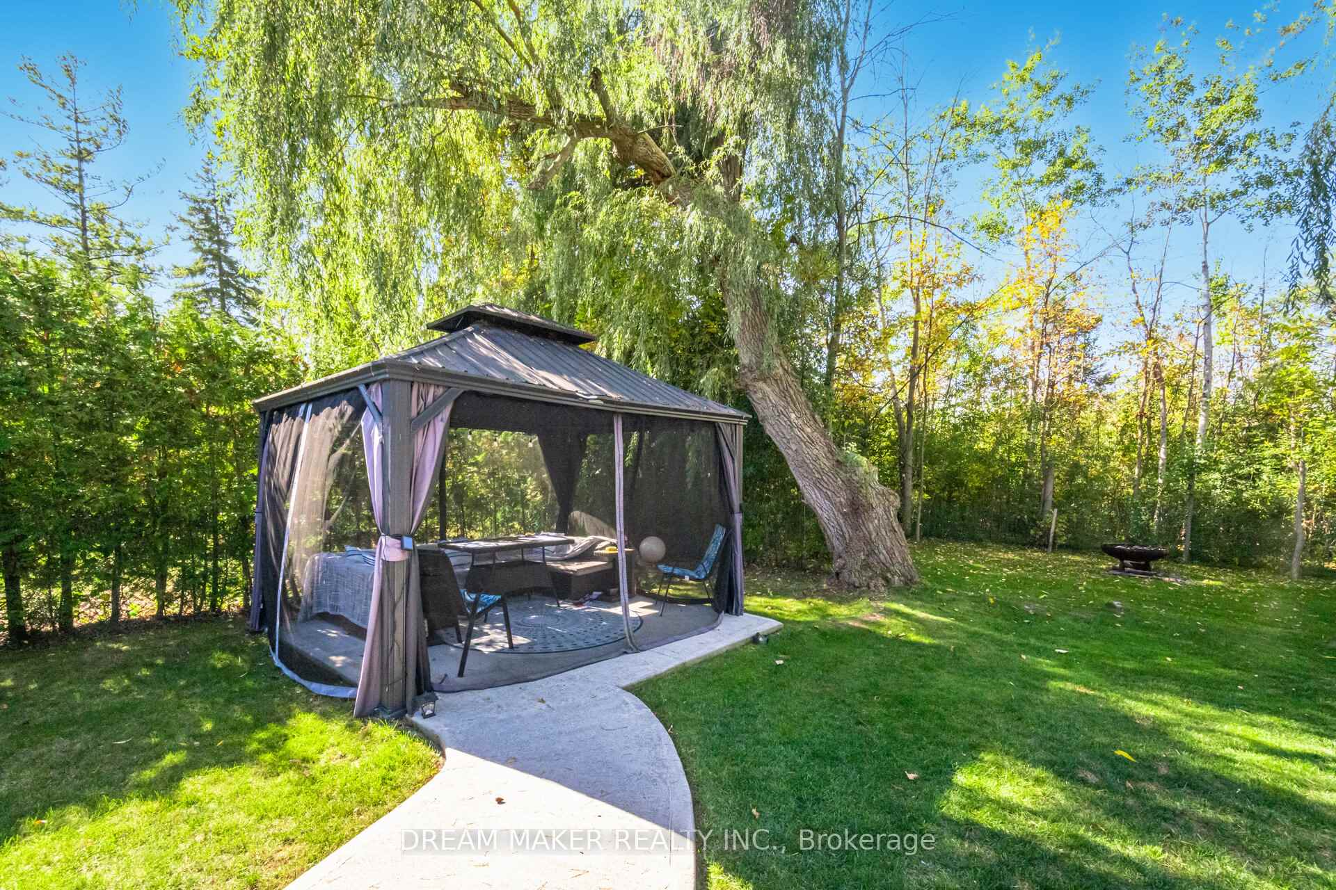 Photo 49 of 756 Third Avenue, Georgina, Historic Lakeshore Communities — HOMEH