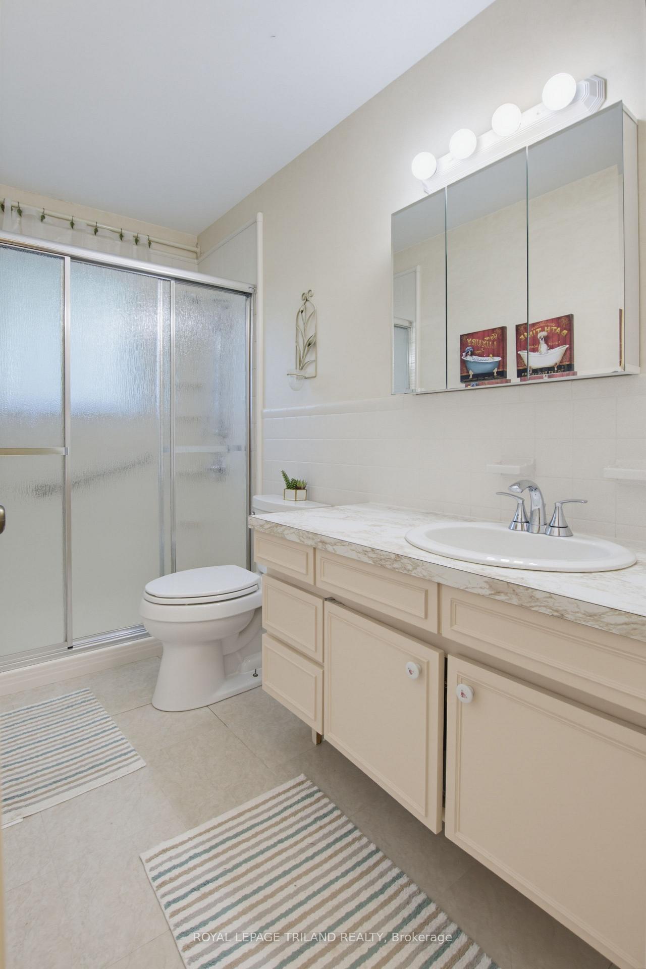 Photo 11 of 115 Champlain Crescent, London, East I — HOMEH