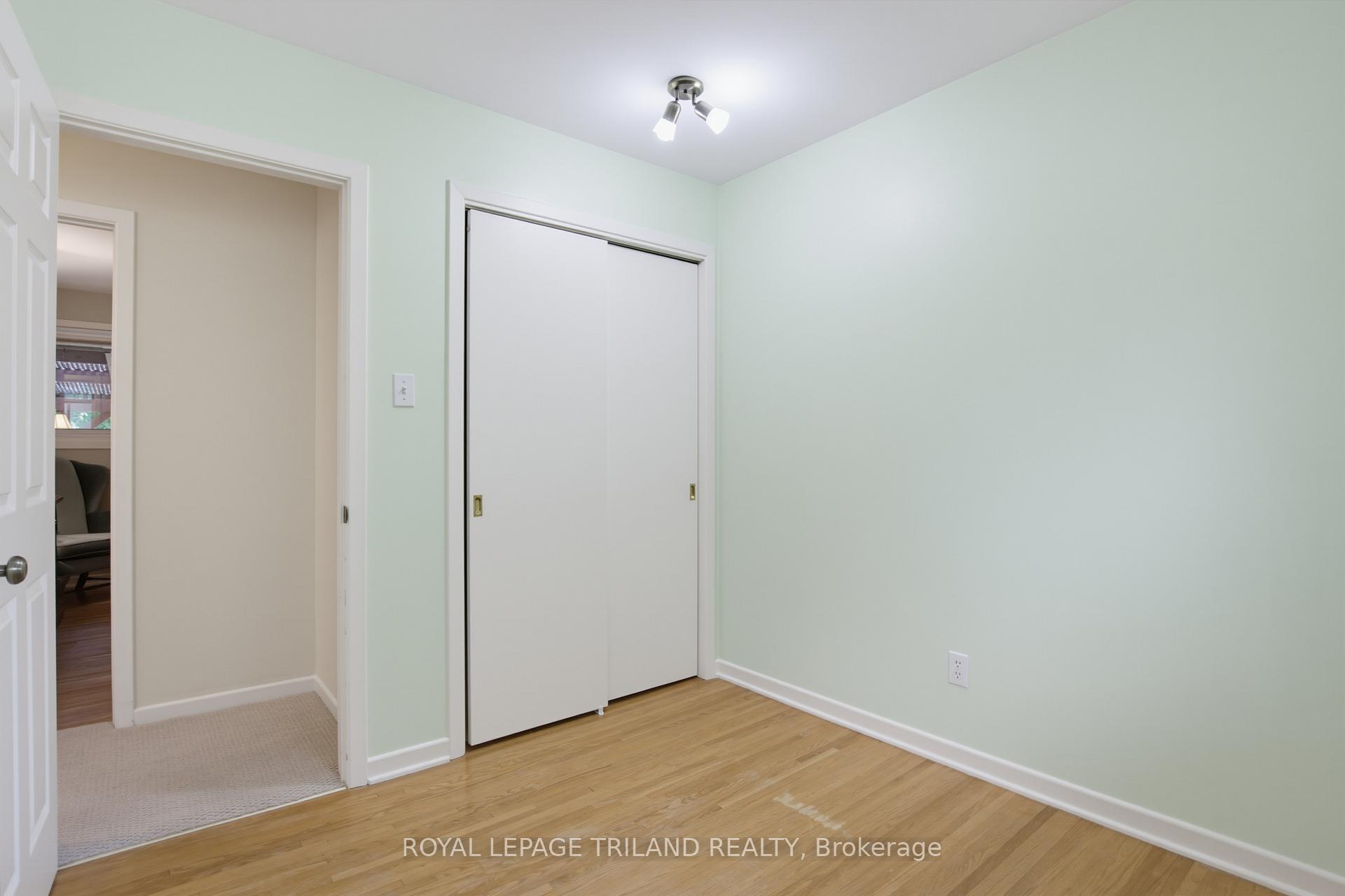 Photo 13 of 115 Champlain Crescent, London, East I — HOMEH