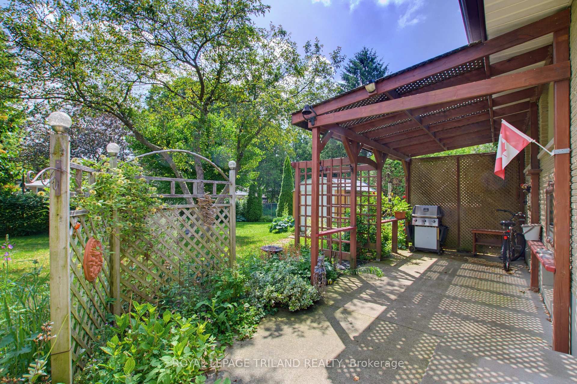Photo 24 of 115 Champlain Crescent, London, East I — HOMEH