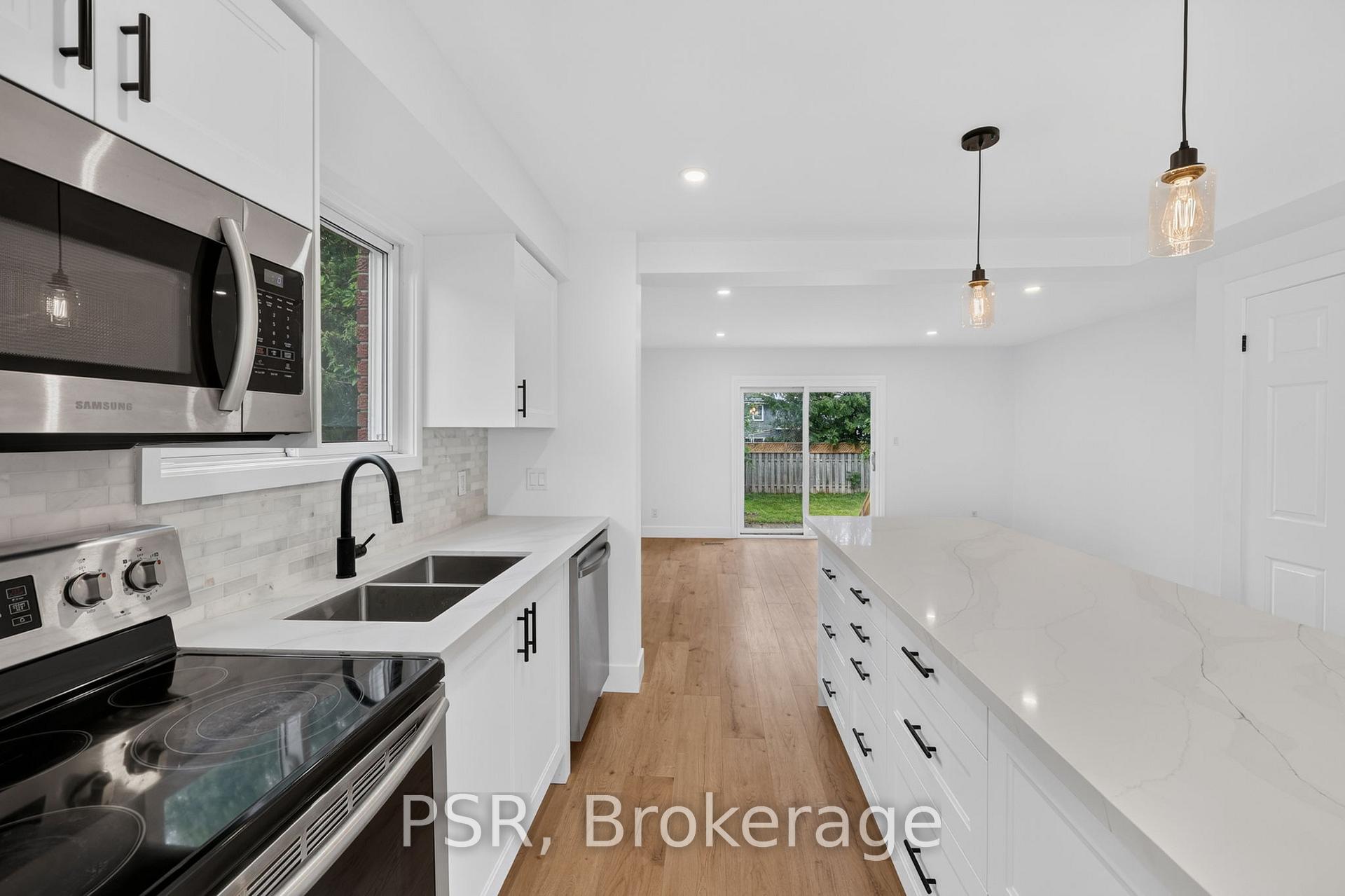Photo 12 of 506 Tenth Street, Collingwood — HOMEH