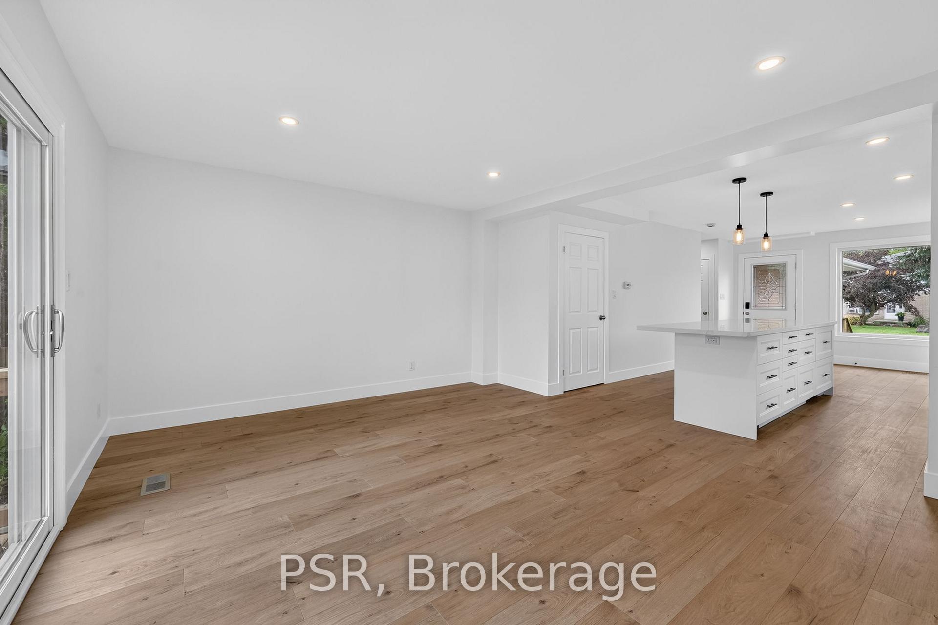 Photo 17 of 506 Tenth Street, Collingwood — HOMEH
