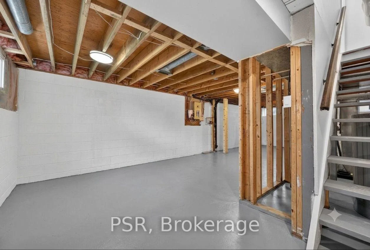 Photo 32 of 506 Tenth Street, Collingwood — HOMEH