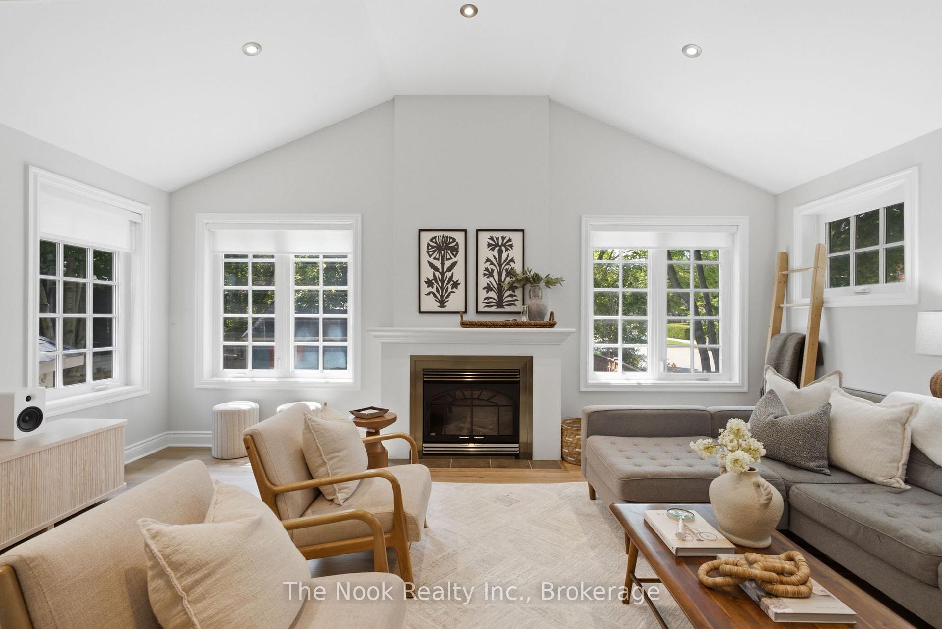 Photo 19 of 400 Byron Street S, Whitby, Downtown Whitby — HOMEH