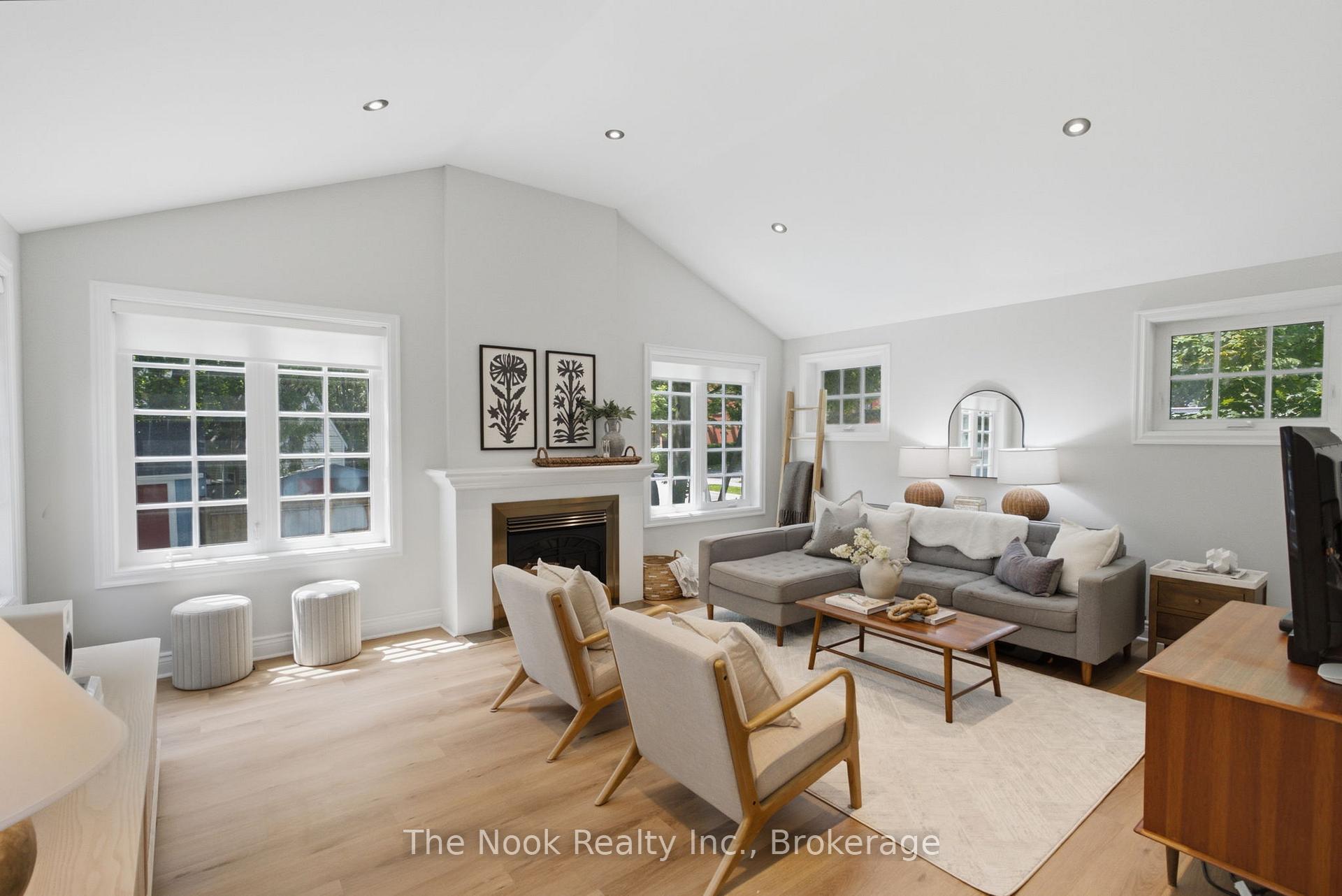 Photo 20 of 400 Byron Street S, Whitby, Downtown Whitby — HOMEH