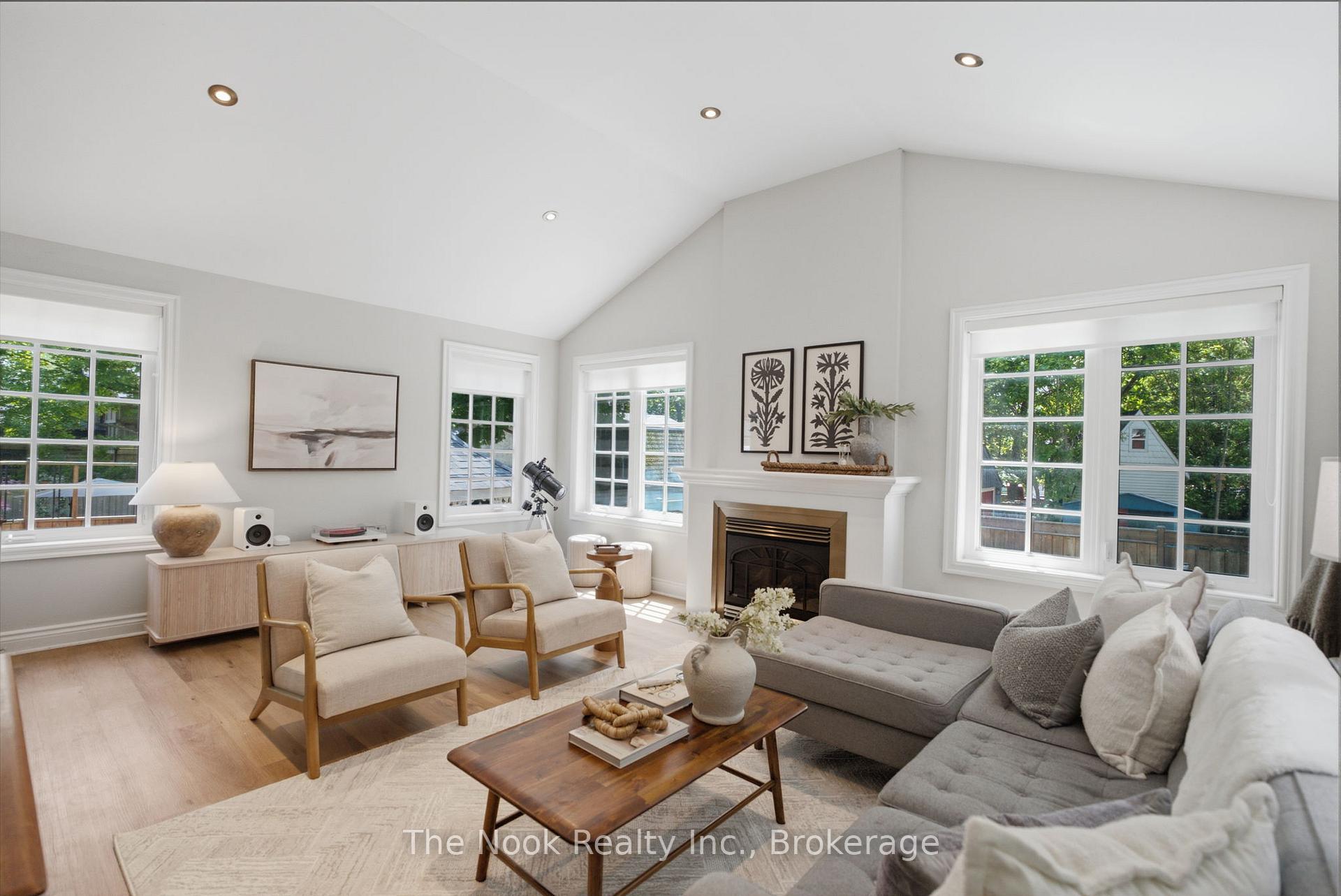 Photo 22 of 400 Byron Street S, Whitby, Downtown Whitby — HOMEH