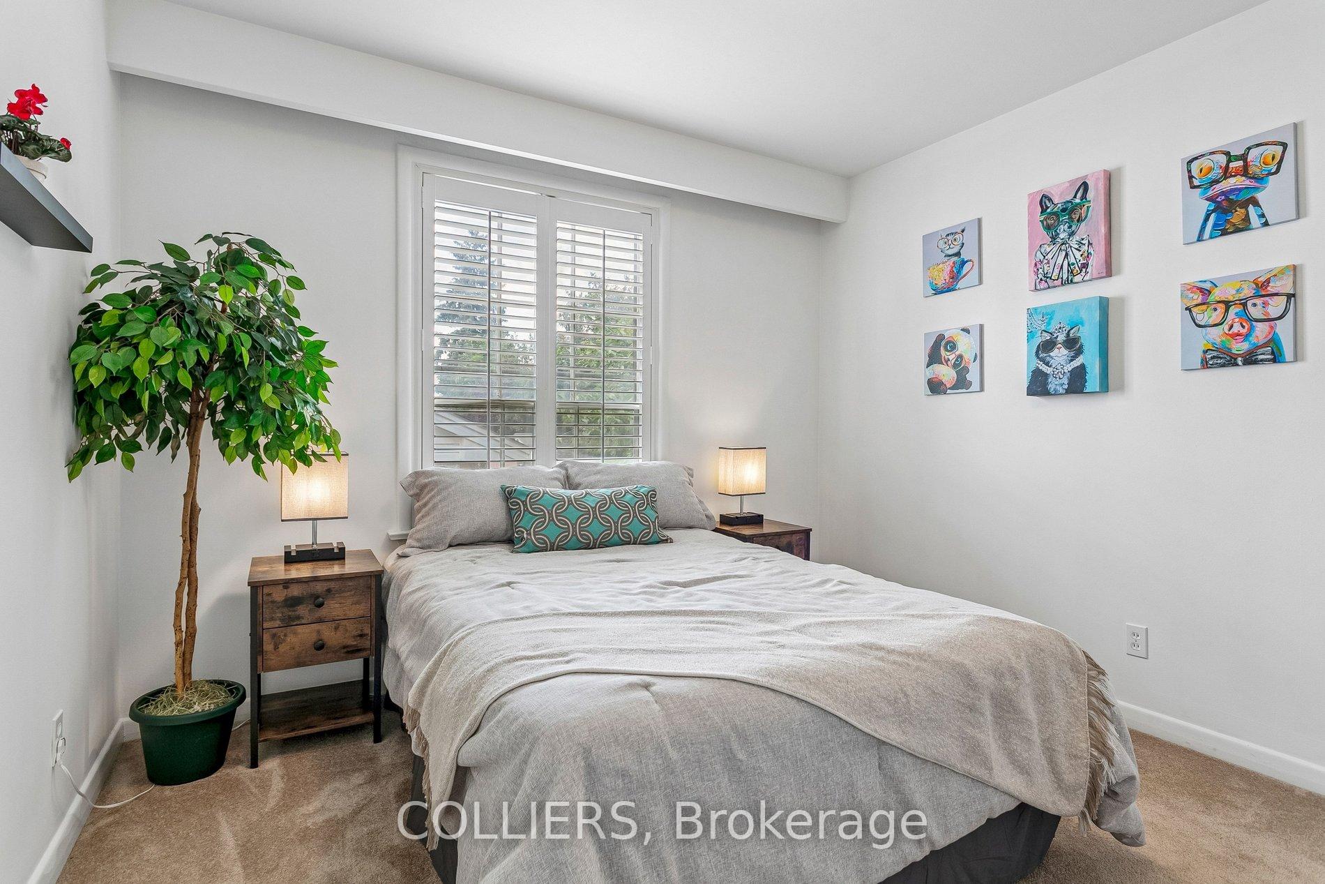 Photo 13 of 24 Tettenhall Road, Etobicoke, Princess-Rosethorn — HOMEH