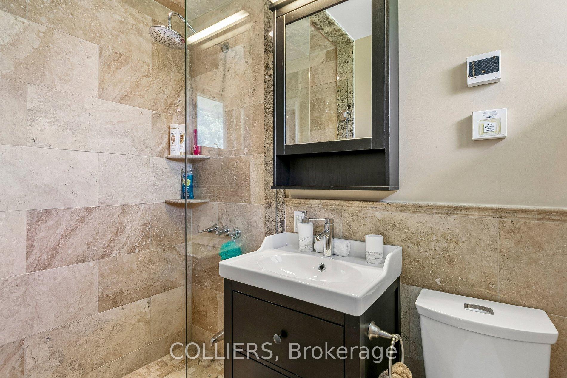 Photo 24 of 24 Tettenhall Road, Etobicoke, Princess-Rosethorn — HOMEH