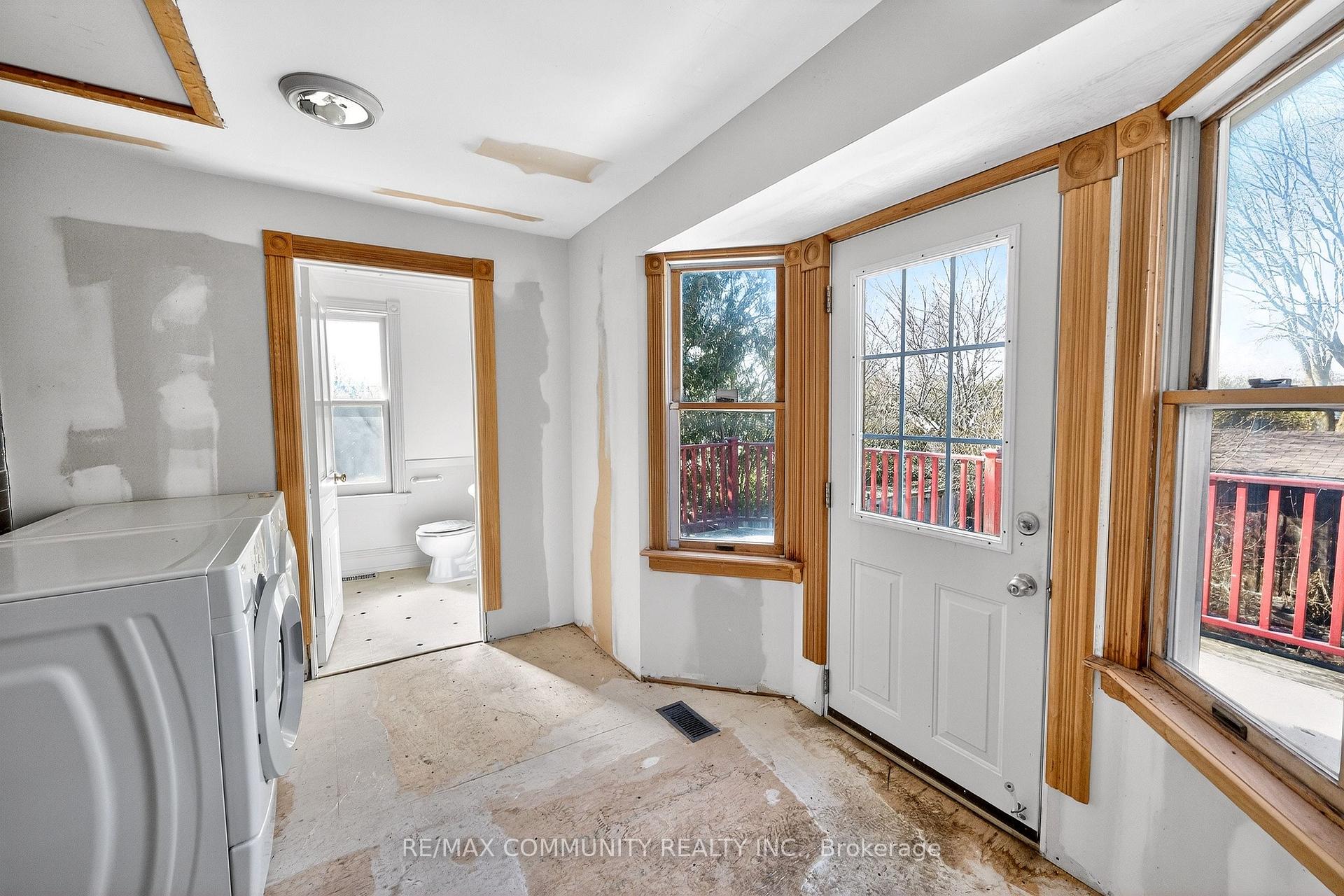 Photo 22 of 28 Queen Street, Innisfil, Cookstown — HOMEH