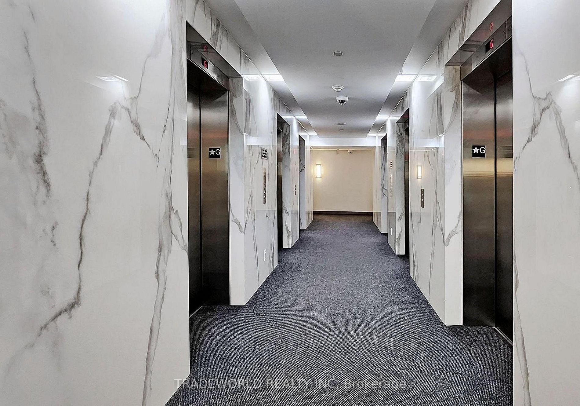 Photo 8 of Unit 3603, 8 The Esplanade, Toronto, Waterfront Communities — HOMEH
