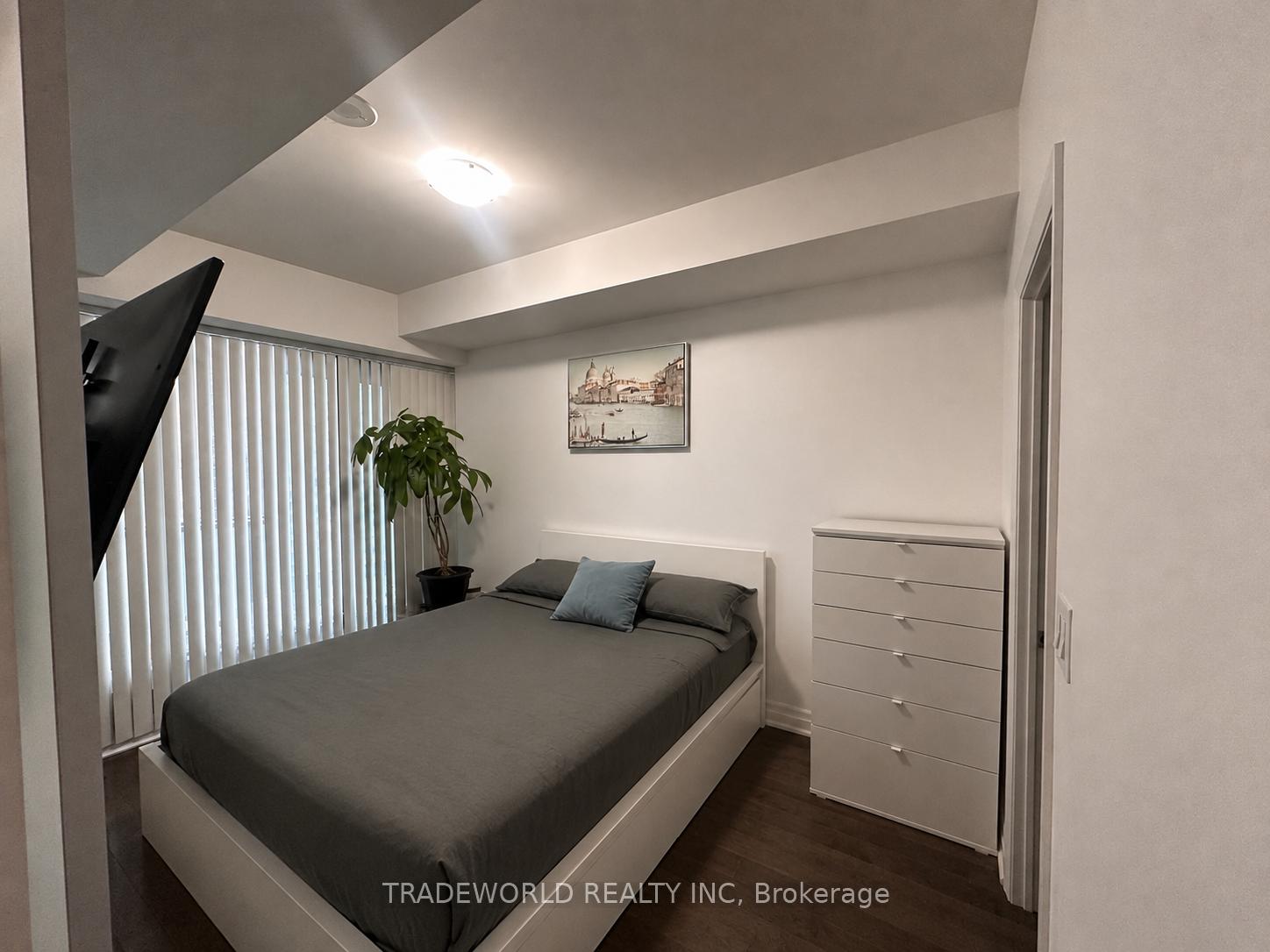Photo 11 of Unit 3603, 8 The Esplanade, Toronto, Waterfront Communities — HOMEH