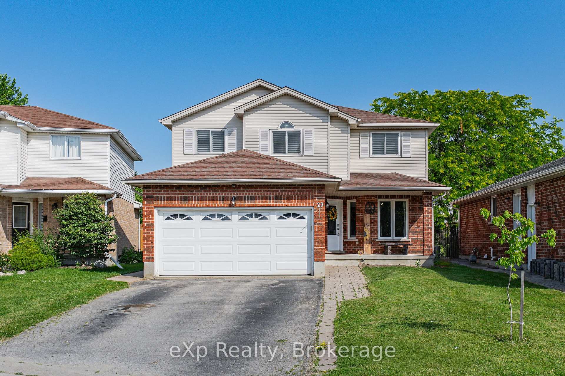 Photo 1 of 27 Parker Place, Guelph, Victoria North — HOMEH