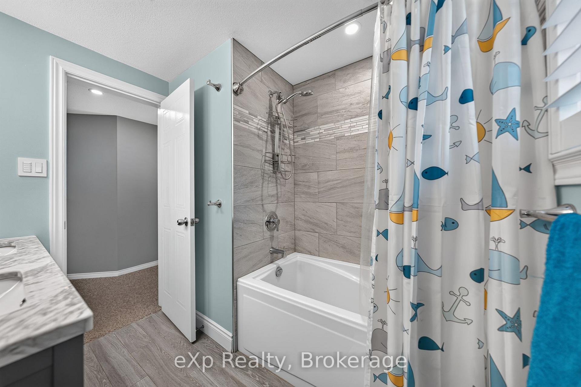 Photo 29 of 27 Parker Place, Guelph, Victoria North — HOMEH