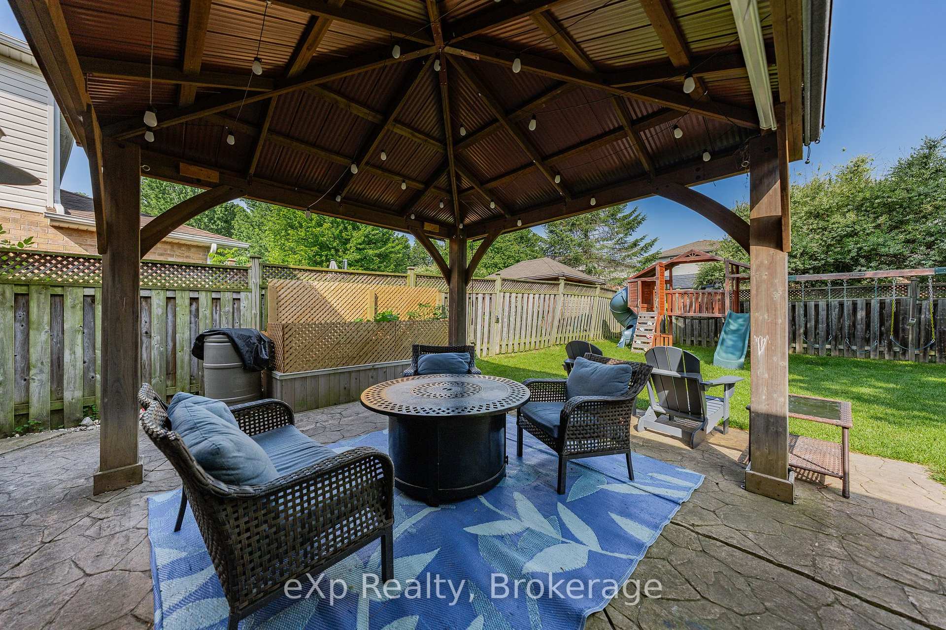 Photo 39 of 27 Parker Place, Guelph, Victoria North — HOMEH