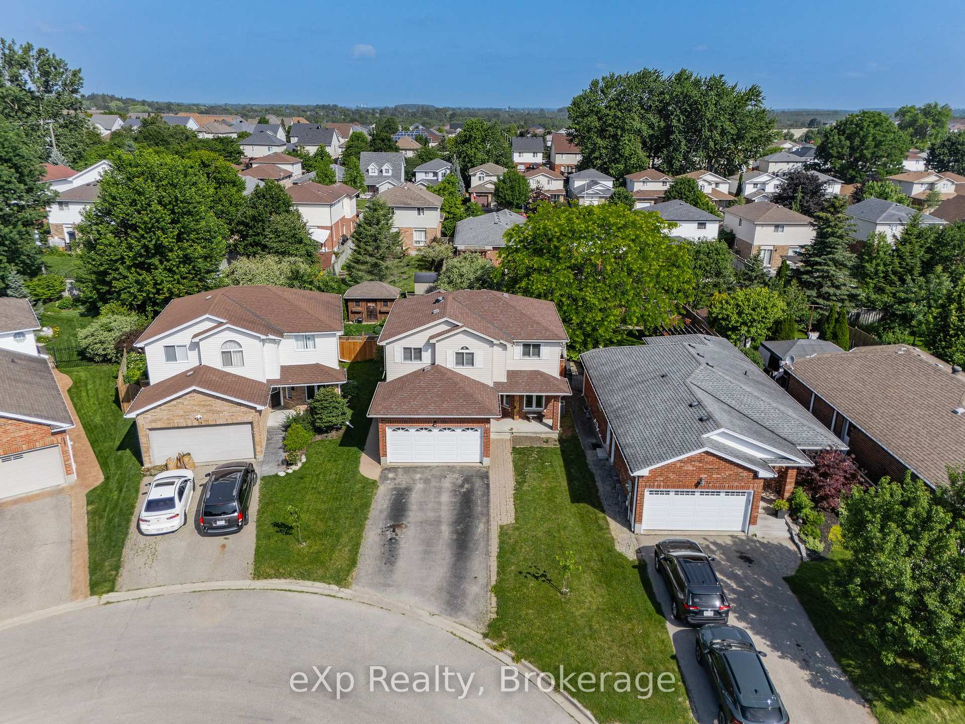 Photo 43 of 27 Parker Place, Guelph, Victoria North — HOMEH