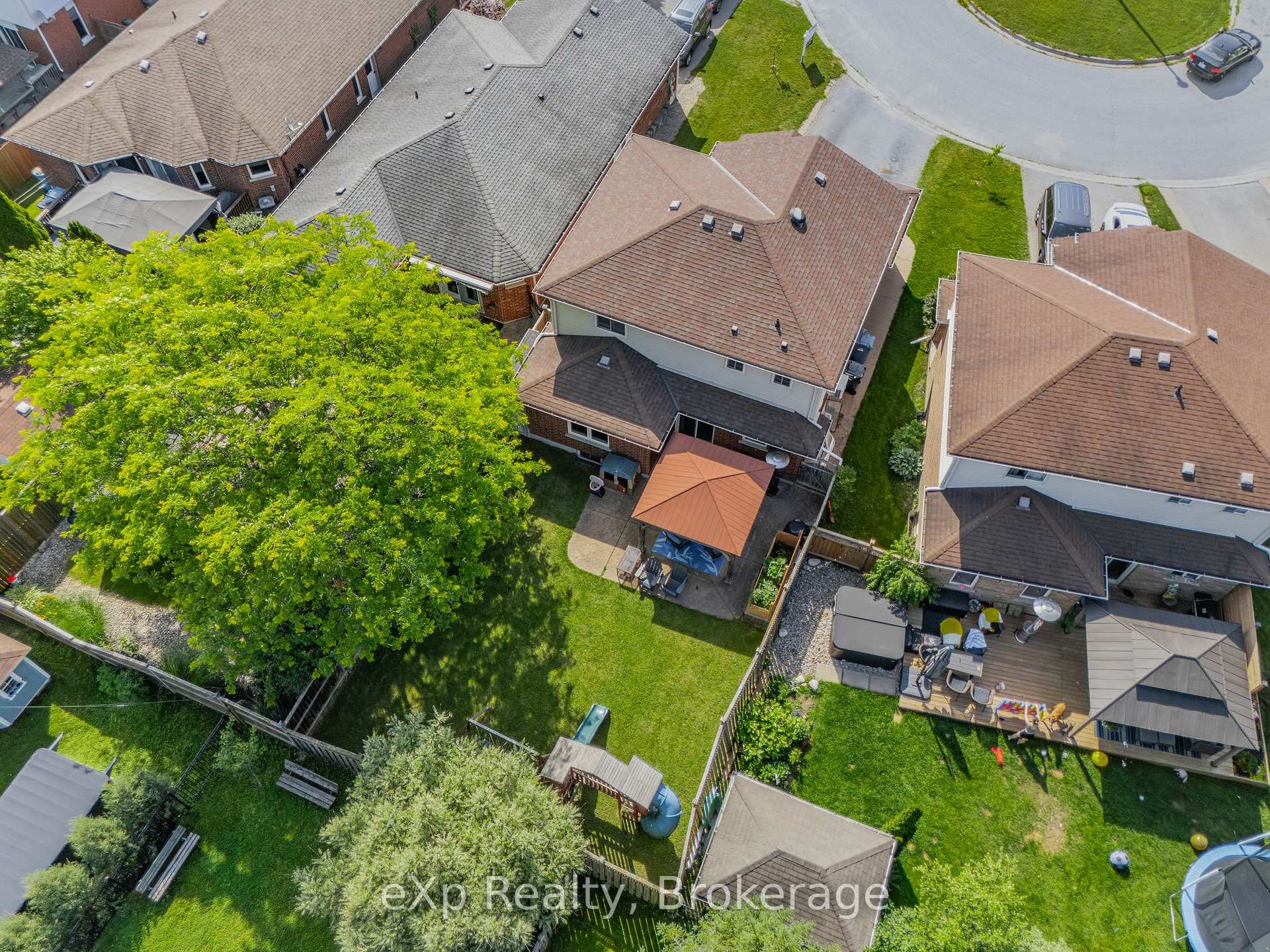 Photo 44 of 27 Parker Place, Guelph, Victoria North — HOMEH