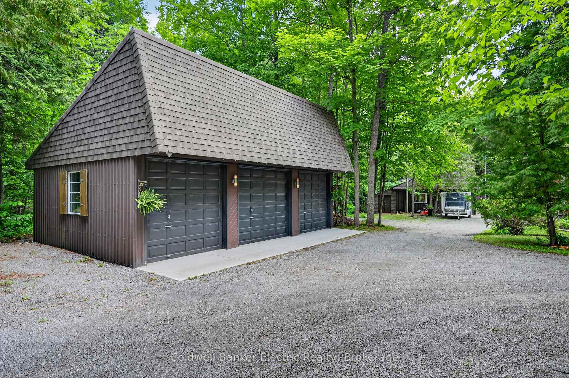 Photo 6 of 2265 Cameron Line, Asphodel-Norwood, Rural Asphodel-Norwood — HOMEH