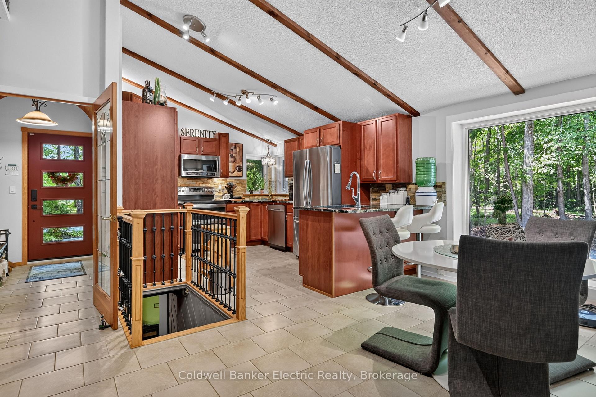 Photo 8 of 2265 Cameron Line, Asphodel-Norwood, Rural Asphodel-Norwood — HOMEH