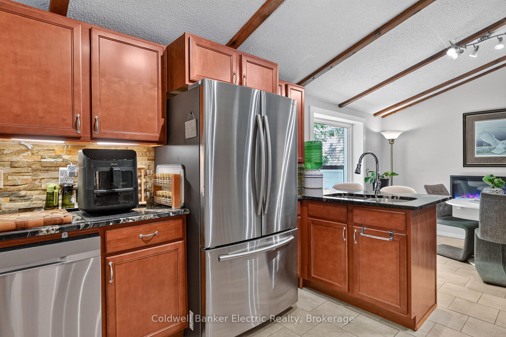 Photo 10 of 2265 Cameron Line, Asphodel-Norwood, Rural Asphodel-Norwood — HOMEH