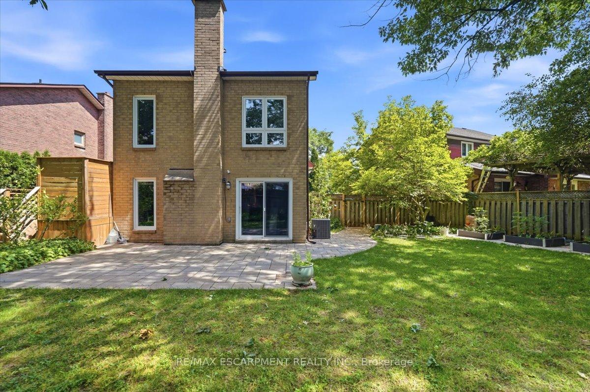 Photo 42 of 140 Romain Crescent, Oakville, College Park — HOMEH
